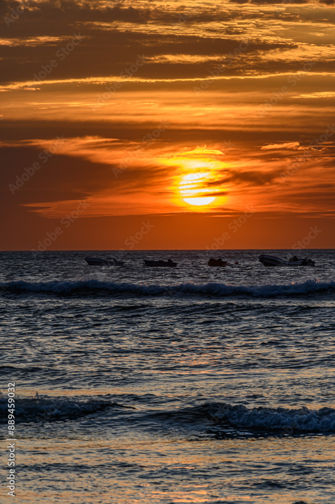 Sonnenuntergang in Tamarindo Beach Sonnenuntergang in Tamarindo Beach
