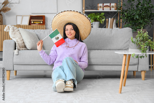 Young woman with Mexican fl...