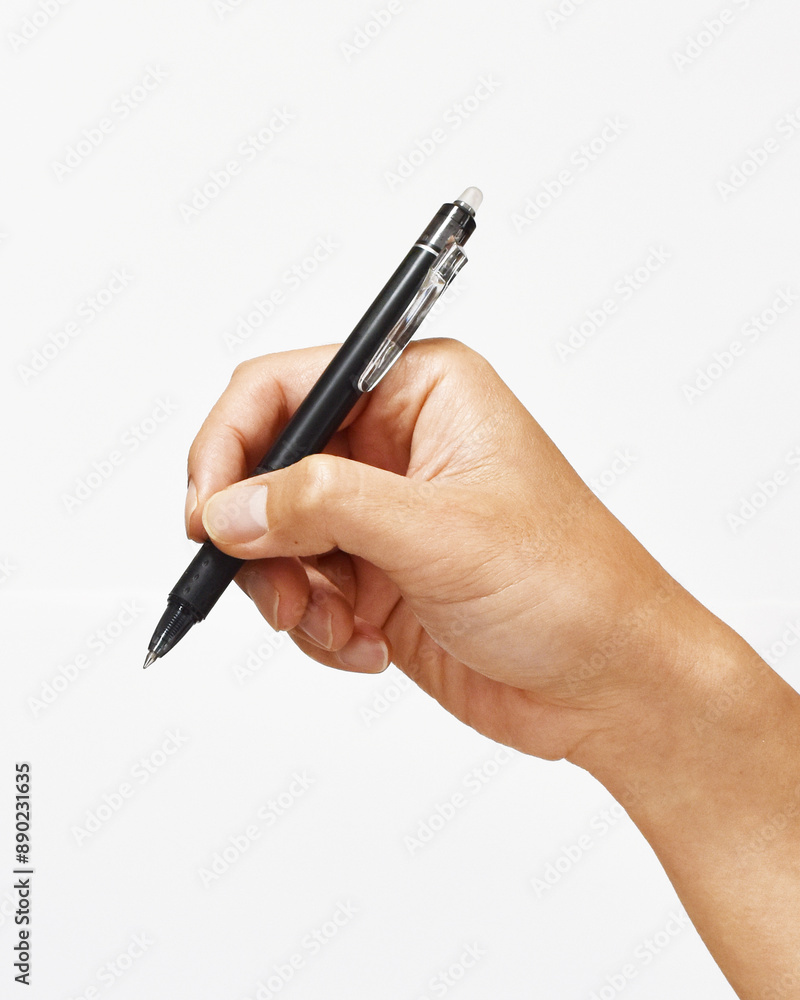 ペンを握る手 ペンを握る手
