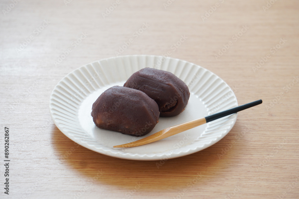 あんころもち二つ あんころもち二つ