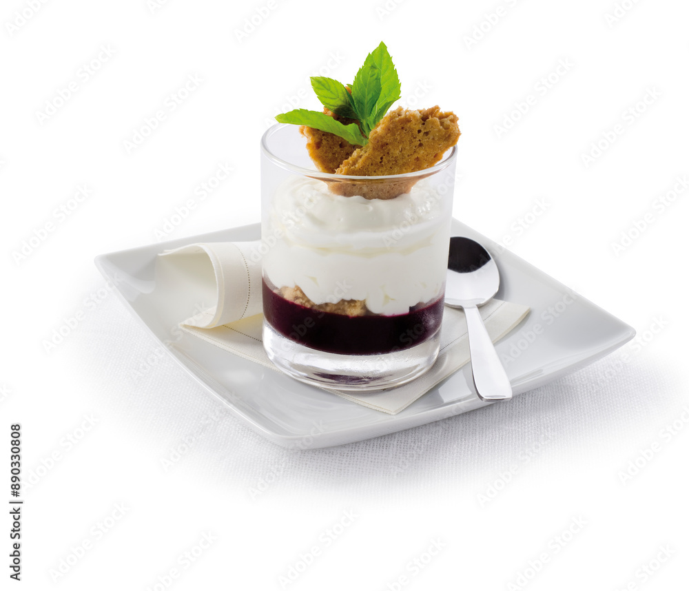 Cheese cake en vaso con galleta. Cheese cake in a glass with cookies. Cheese cake en vaso con galleta. Cheese cake in a glass with cookies.