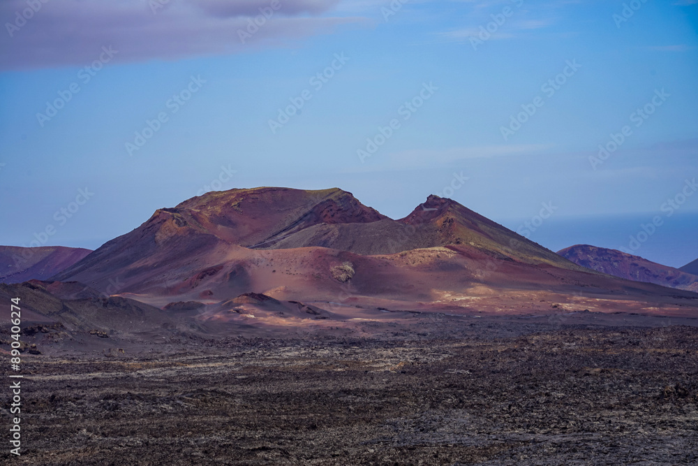 Vulkanlandschaft im Timanfaya-Nationalpark auf Lanzarote Vulkanlandschaft im Timanfaya-Nationalpark auf Lanzarote