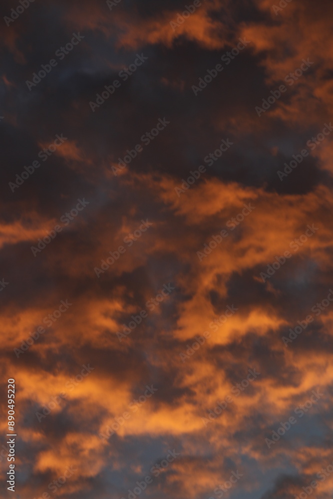 Obraz premium Fiery Sky at Dusk