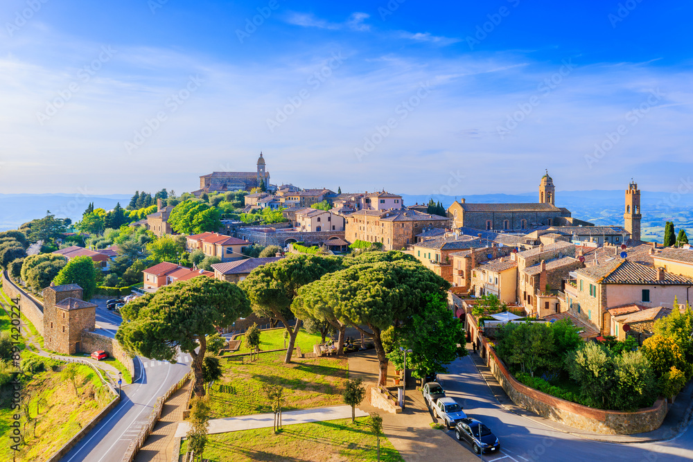 Fototapeta premium Tuscany, Italy. View of the medieval town of Montalcino.