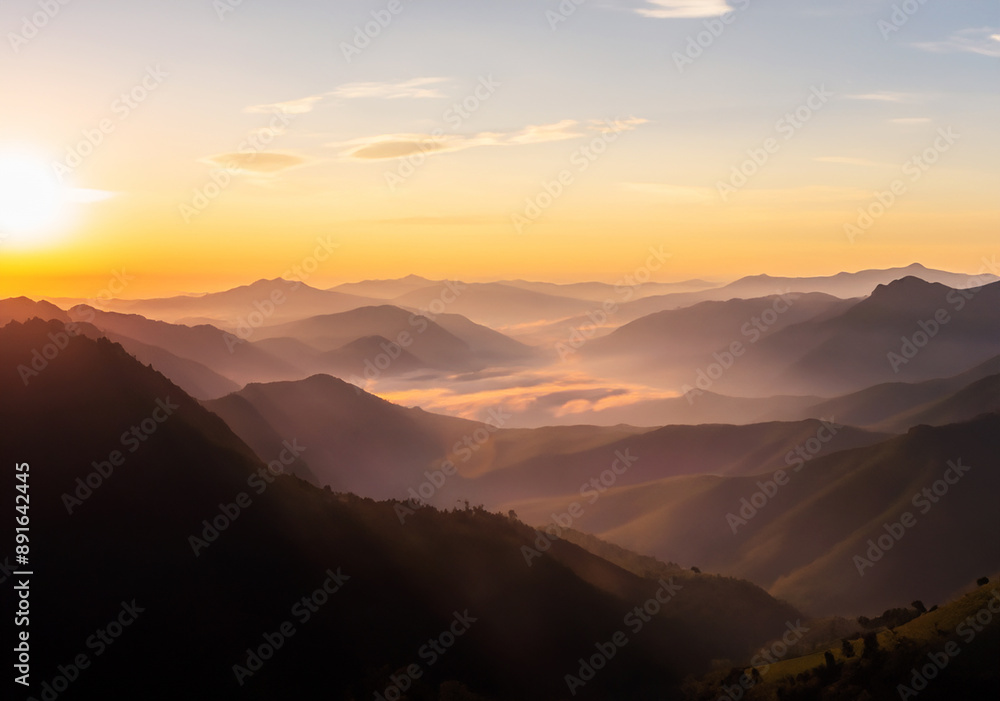 Fototapeta premium Sunrise: early morning glow.