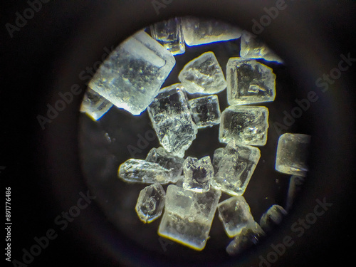 Foto Sugar Crystals Geometric Structure Examined Under Microscope Panel