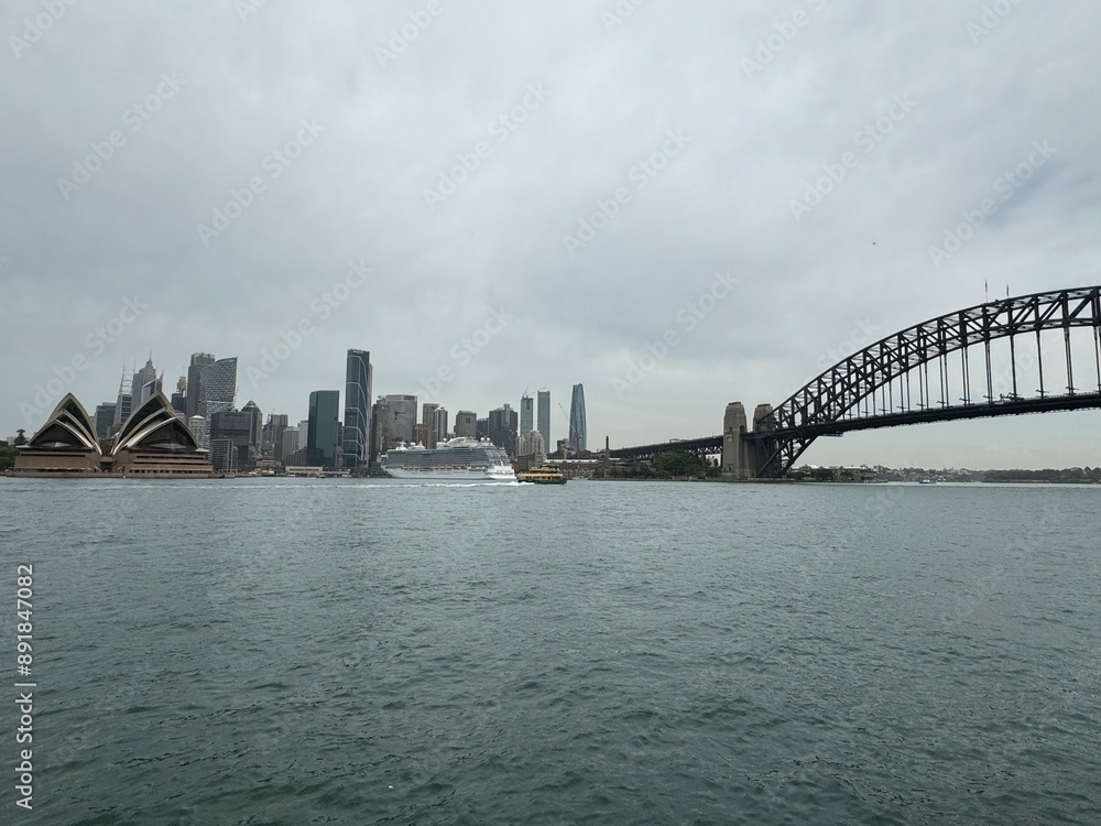 Fototapeta premium View of the Sydney Opera House and Harbour bridge from the water. Australia