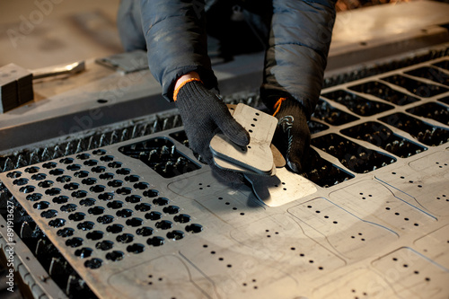 Laser cutting of metal on a lathe with the program.