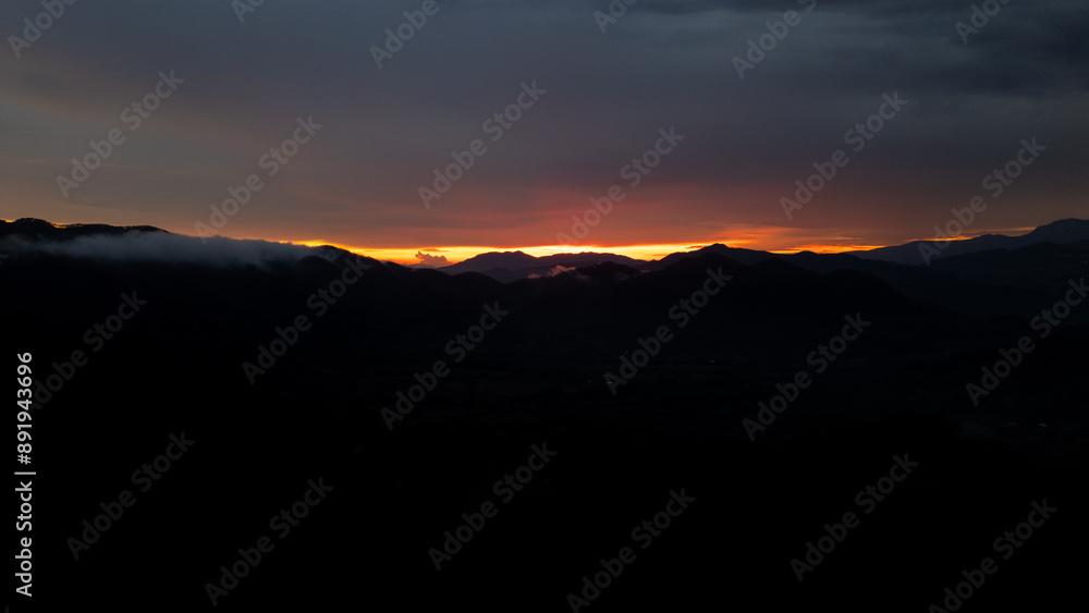 ATARDECER ATARDECER