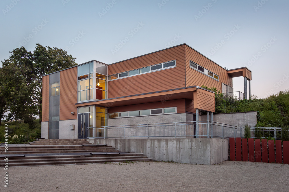 Generic small business building exterior Generic small business building exterior
