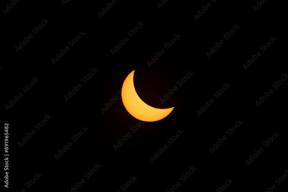 ECLIPSE SOLAR PARCIAL ECLIPSE SOLAR PARCIAL