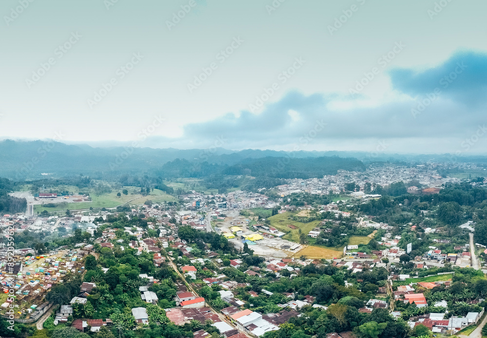 Fototapeta premium Panorama amplea de la ciuda de Coban