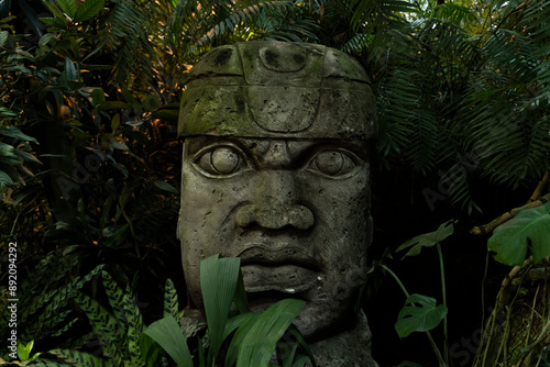 buddha statue in the garden