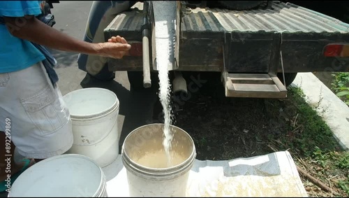 Milled rice grains traditional process