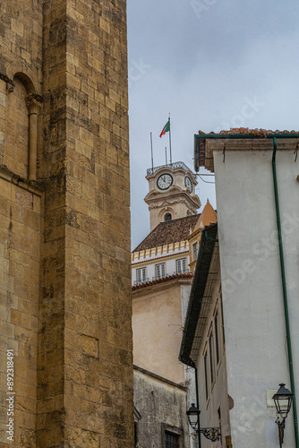 Tablou pe pânză Coimbra, città del Portogallo sede di una delle Università più antiche d’Europa,