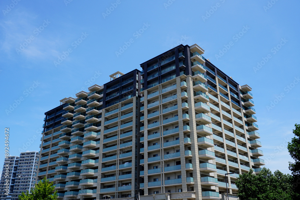 Photographs of apartment(condominium) buildings. The photograph is designed for composition and perspective. Photographs of apartment(condominium) buildings. The photograph is designed for composition and perspective.