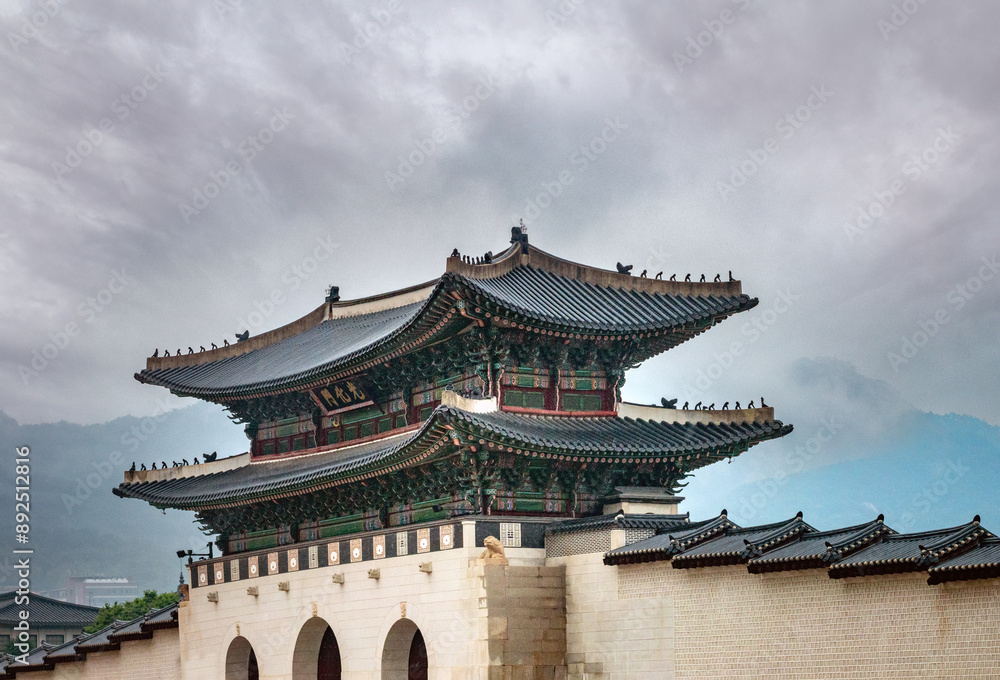 Rainy day at the main gate to the ruins of Gyeongbokgung Palace, Seoul, South Korea Rainy day at the main gate to the ruins of Gyeongbokgung Palace, Seoul, South Korea