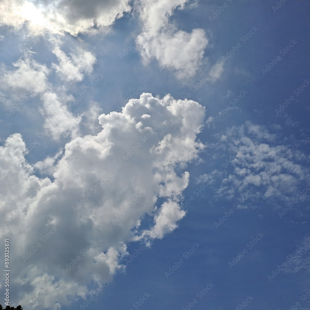 Pretty Cloud and Blue Sky In Singapore Pretty Cloud and Blue Sky In Singapore