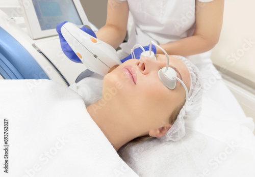 Photorejuvenation,Cosmetic Laser Dermatology ,dermatologist offices,laser technology	
