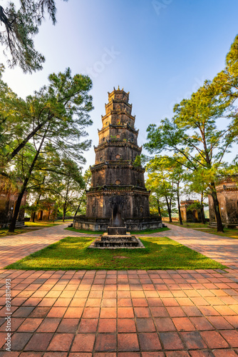 Quadro su tela Thien Mu pagoda from above in Hue, Vietnam