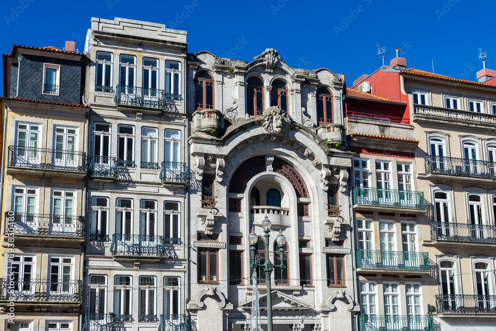 Obraz premium Facade of old classic buildings, Oporto, Portugal