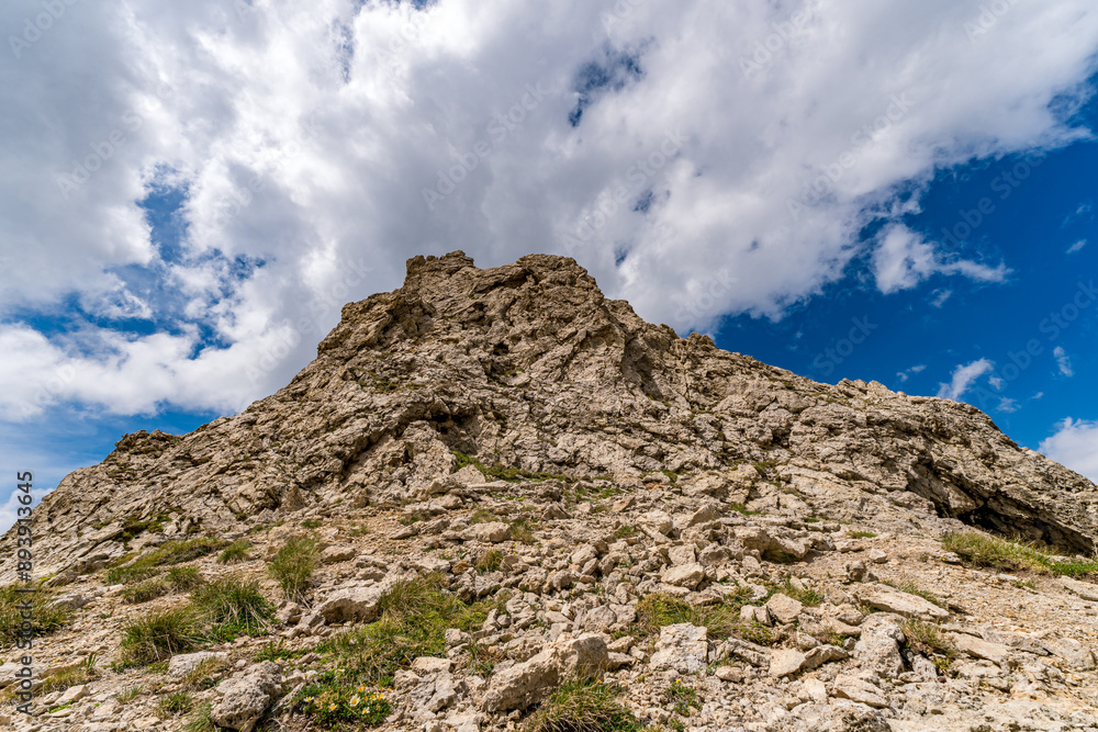 Panoramic mountain tour in Ehrwald via the Tajatorl to the Drachensee and Seebensee lakes Panoramic mountain tour in Ehrwald via the Tajatorl to the Drachensee and Seebensee lakes