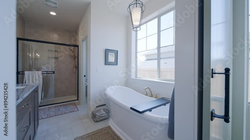 Wallpaper Mural Beautiful New Construction  - Master Bath Torontodigital.ca