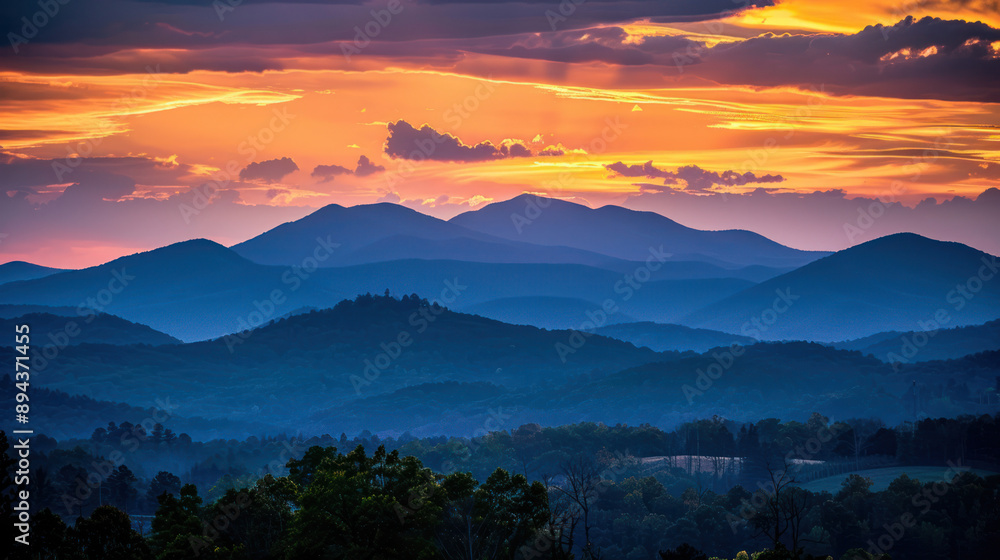 Fototapeta premium Sunset Over Blue Ridge Mountains