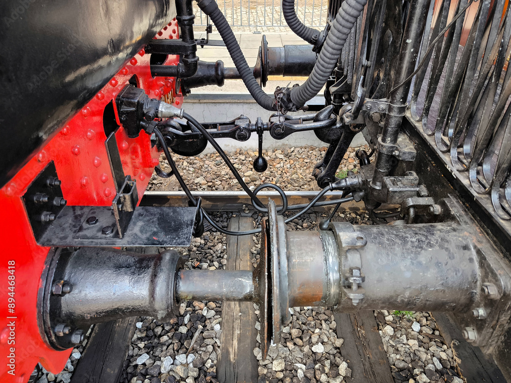 Engrenagens e trilhos: Explorando a complexidade mecânica de uma locomotiva a vapor antiga Engrenagens e trilhos: Explorando a complexidade mecânica de uma locomotiva a vapor antiga