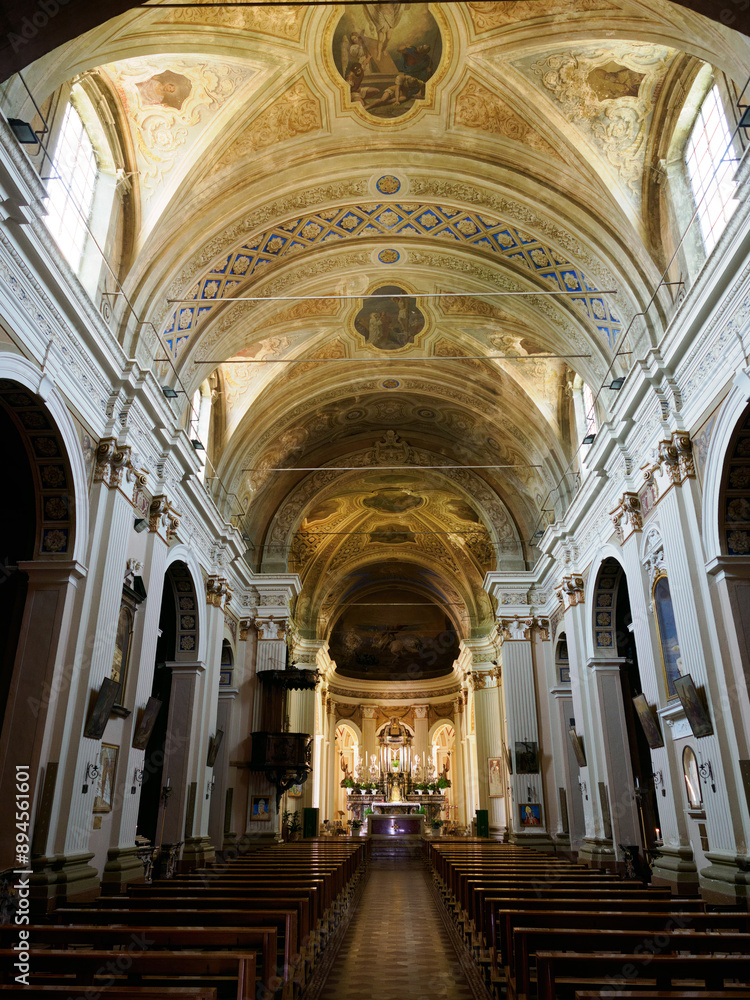 Fototapeta premium Gropello Cairoli, old town in Pavia province, Italy. San Giorgio church interior
