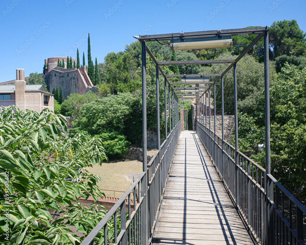 Obraz premium Girona, Spain - 23 July, 2024: Views over the city of Girona from the city walls, Girona, Catalonia