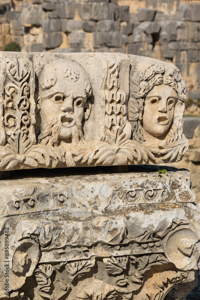 Elements of the architecture of the ancient Lycian city 