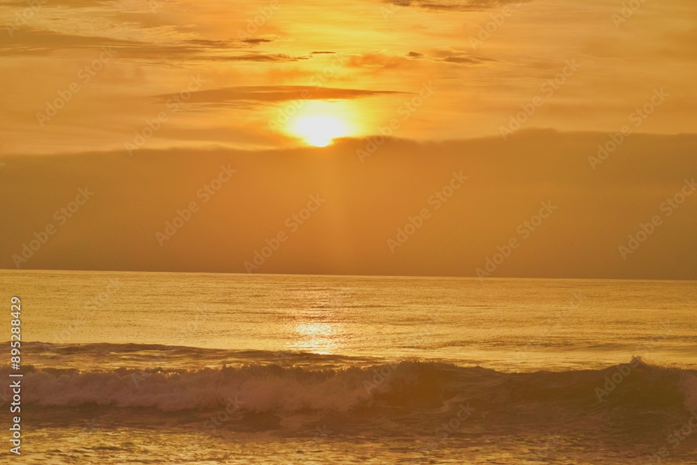 Naklejka premium nascer do sol