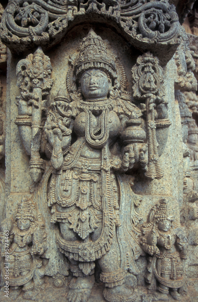 INDIA KARNATAKA BELUR CHENNAKESHAVA TEMPLE INDIA KARNATAKA BELUR CHENNAKESHAVA TEMPLE