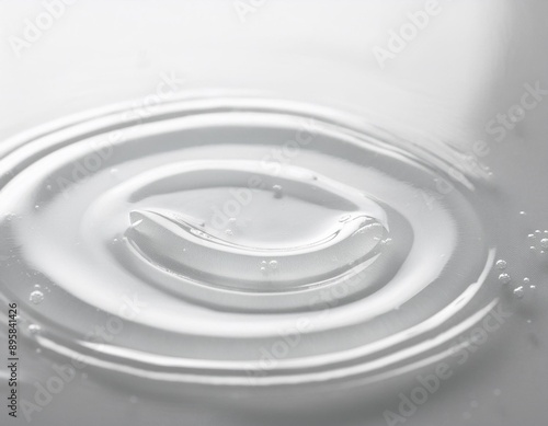 コスメ素材　透明なジェルのテクスチャー　白い背景