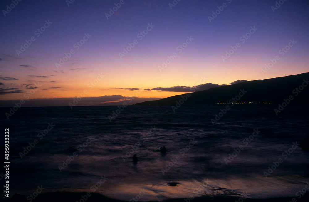 Fototapeta premium sunset in Maui Hawaii