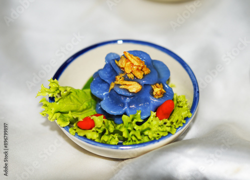 Khanom Chor Muang, a delicious traditional Thai dessert.