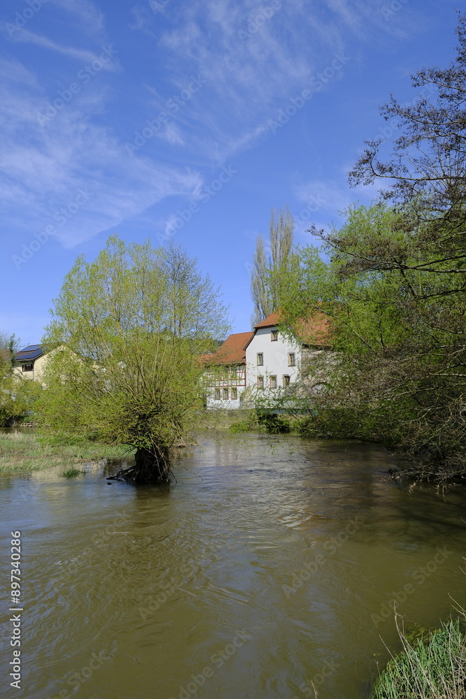 Obraz premium Museum Herrenmühle in der Weinstadt Hammelburg, Landkreis Bad Kissingen, Unterfranken, Franken, Bayern, Deutschland
