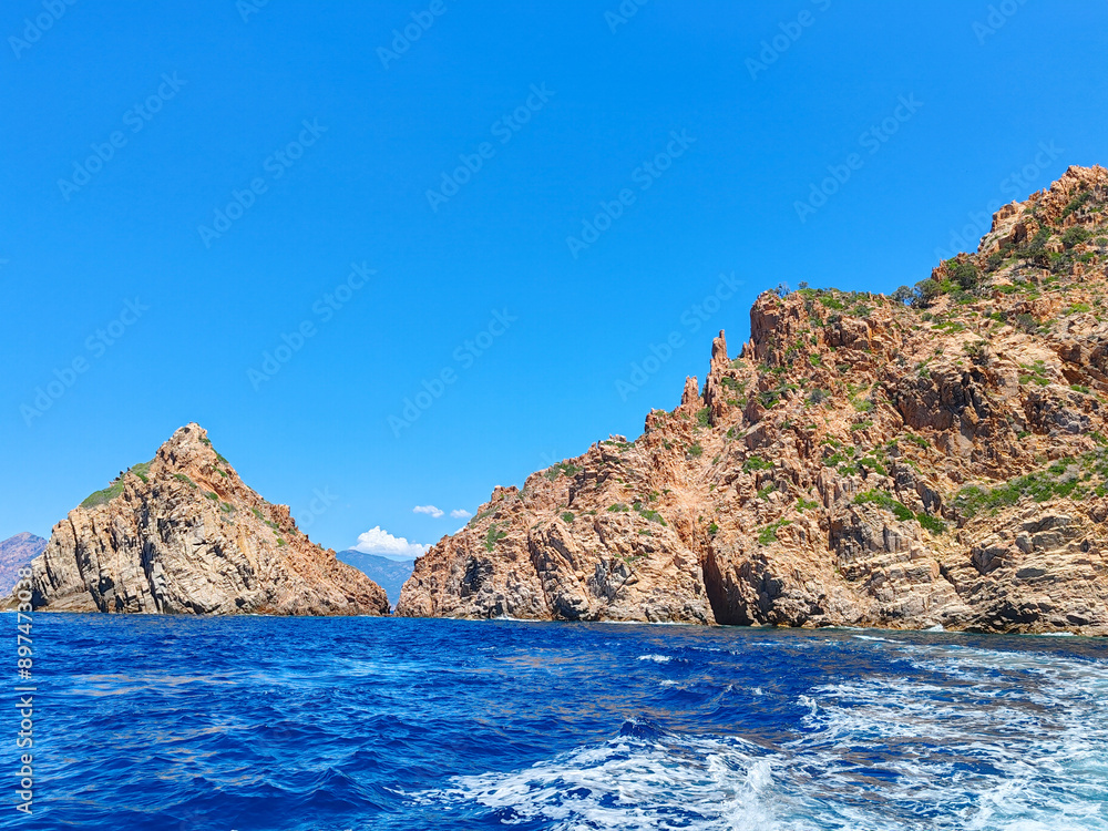 Fototapeta premium Calanques de Piana - Golfe de Girolata - Réserve Naturelle de Scandola - Depuis la mer