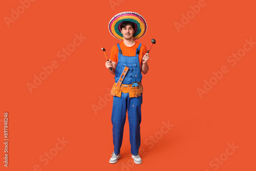 Young male construction wor...