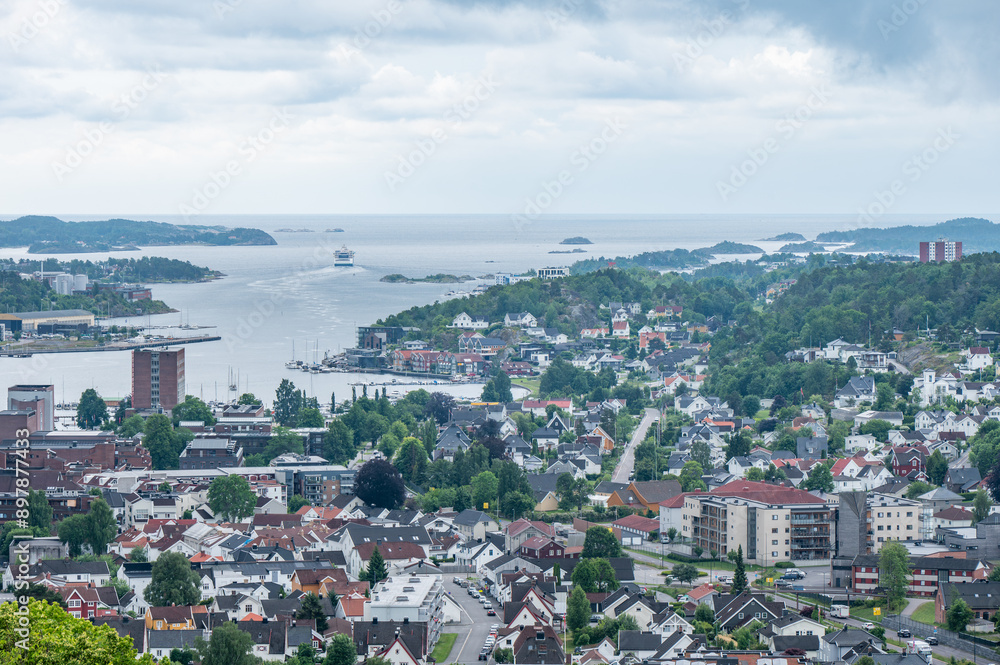 Fototapeta premium An idyllic, small Norwegian coastal town