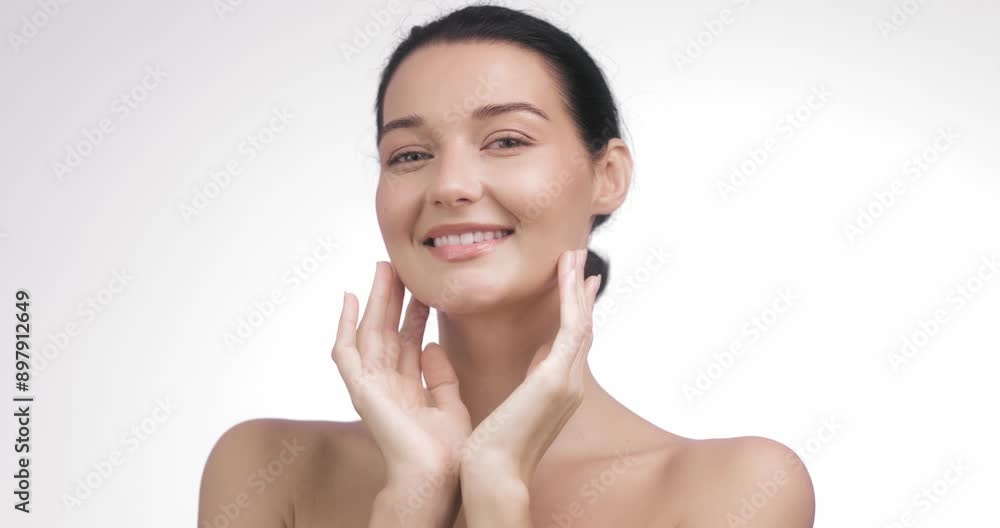Beauty Asian Woman With Natural Makeup Relaxing After Spa Treatment Beauty Asian Woman With Natural Makeup Relaxing After Spa Treatment