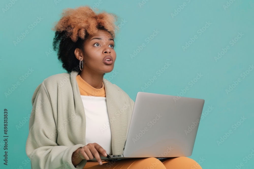 Fototapeta premium Woman working on laptop