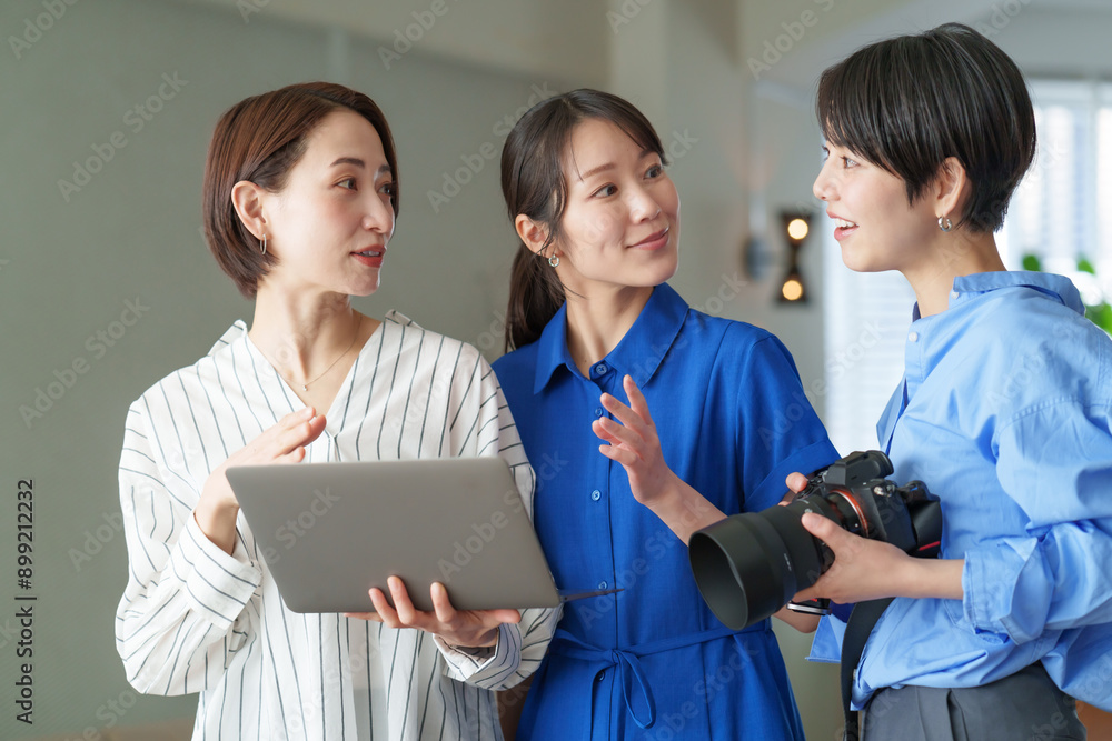 女性 ミドル 女性 ミドル