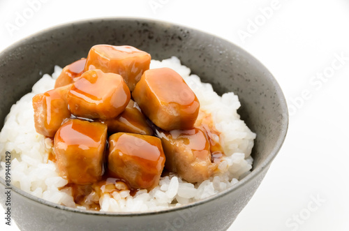 Obraz na płótnie まぐろの角煮 w salonie