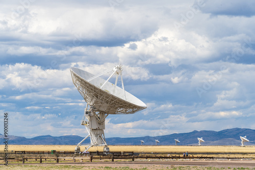 Fényképezés The Very Large Array VLA in New Mexico, satellite dish in the sky