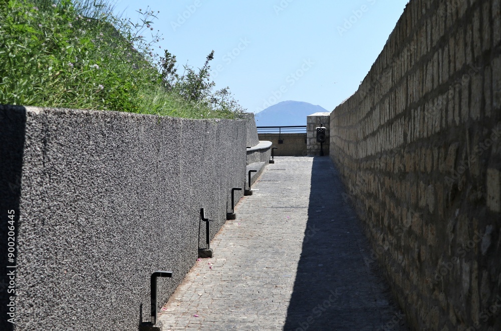Napoli - Accesso al Belvedere di Monte Echia da Rampa Pizzofalcone