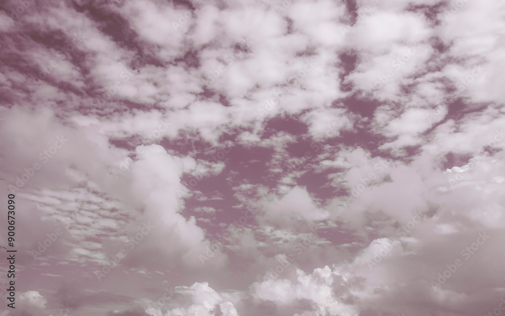 Obraz premium Blue sky with chemical chemtrails cumulus clouds scalar waves sky.