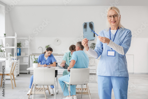 Experienced female doctor h...