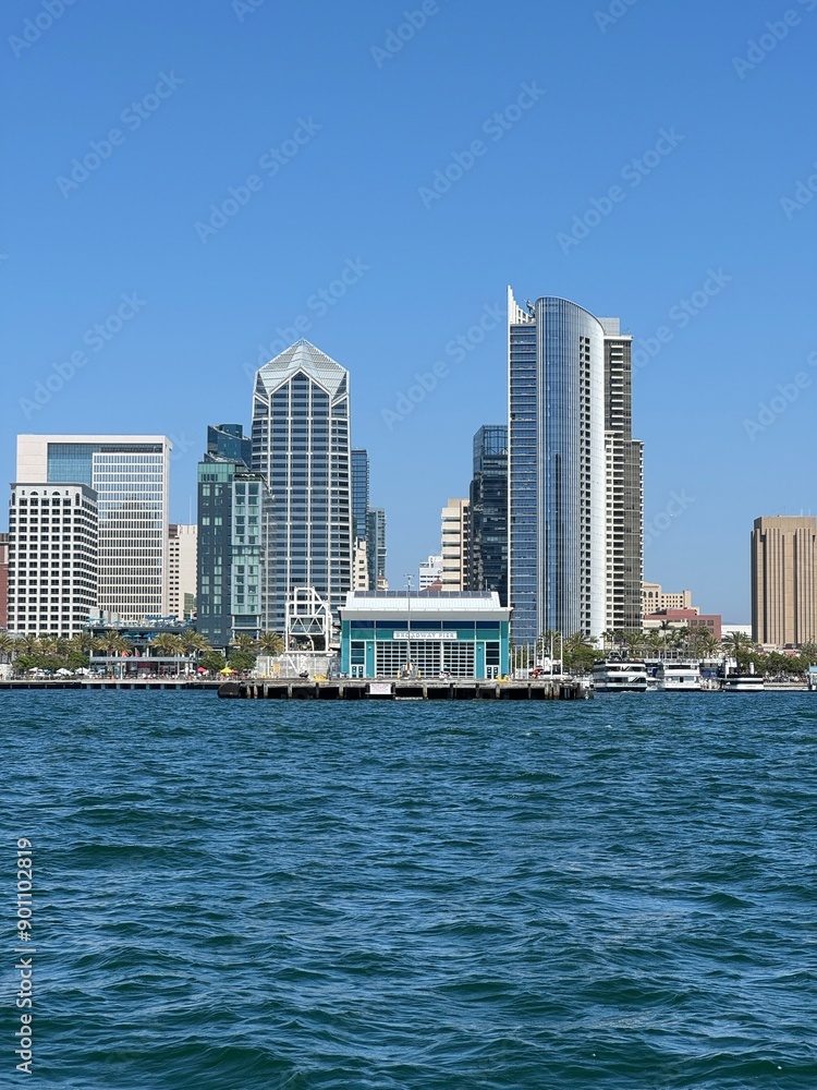 Fototapeta premium Beautiful San Diego Skyline